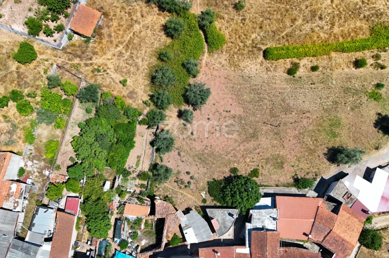 Moradia T3 para Venda em Almalagues Foto 6