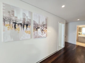 Apartamento T4 para Venda em Funchal (Se)