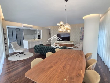 Apartamento T4 para Venda em Funchal (Se)