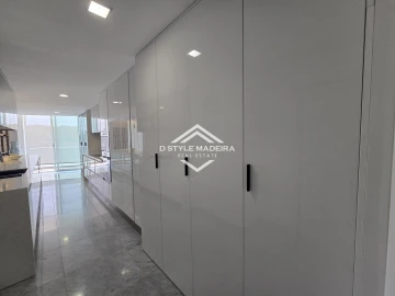 Apartamento T4 para Venda em Funchal (Se)