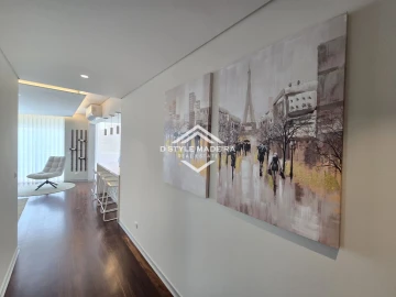 Apartamento T4 para Venda em Funchal (Se)