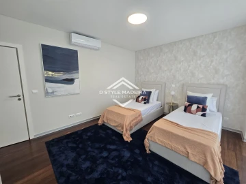 Apartamento T4 para Venda em Funchal (Se)