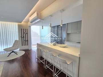 Apartamento T4 para Venda em Funchal (Se)