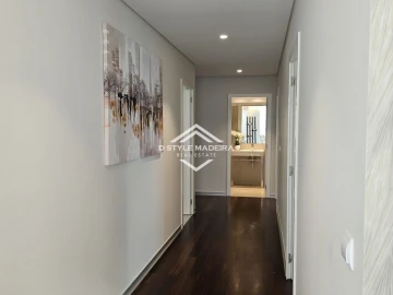 Apartamento T4 para Venda em Funchal (Se)
