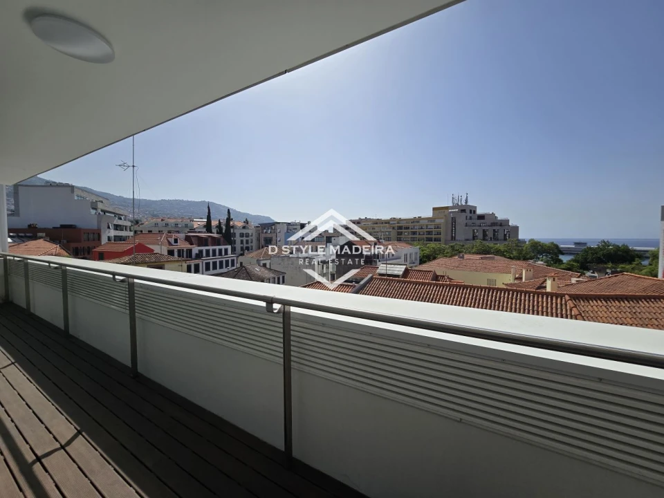 Apartamento T4 para Venda em Funchal (Se) Foto 30
