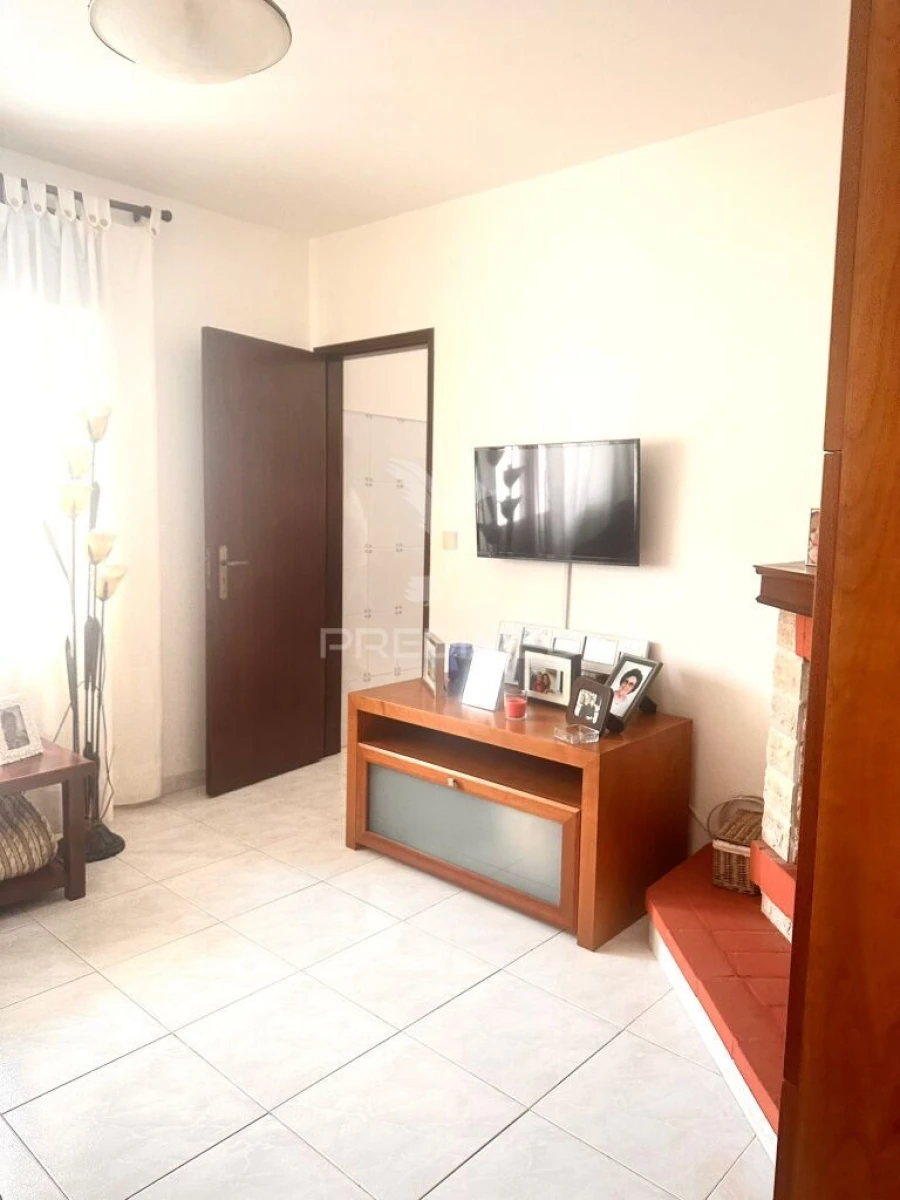 Moradia T3 para Venda em Maxial e Monte Redondo Foto 4