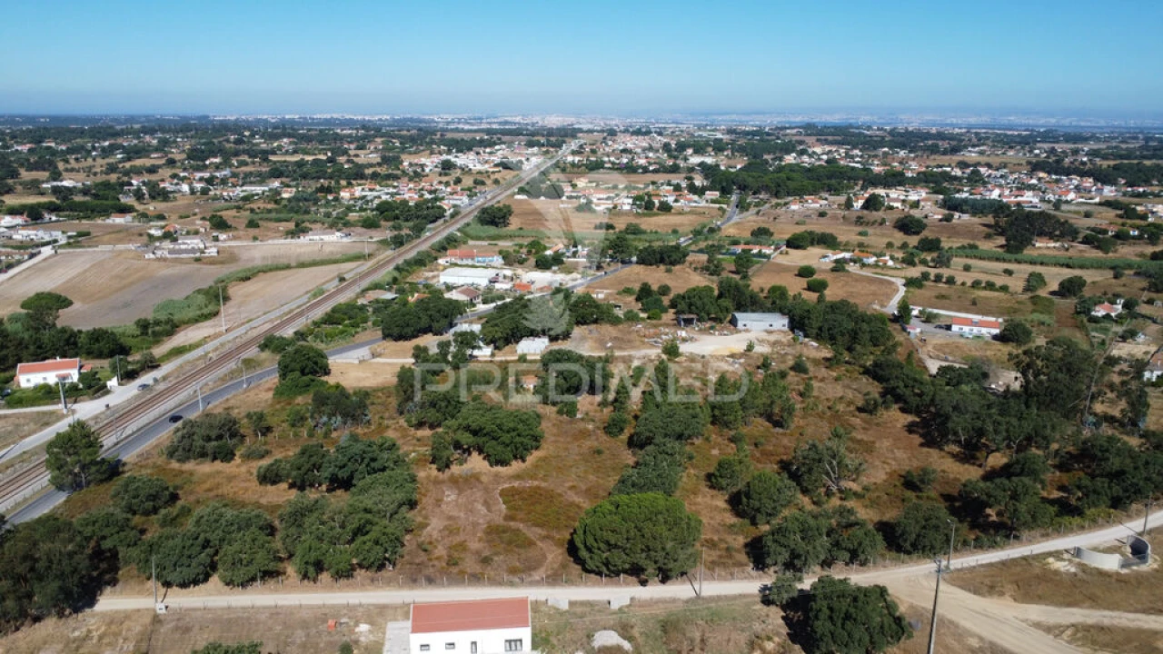 Terreno para Venda em Pinhal Novo Foto 2