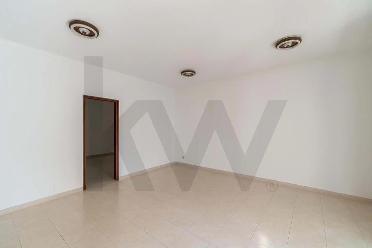 Moradia T1 para Venda em Castro Marim Foto 4