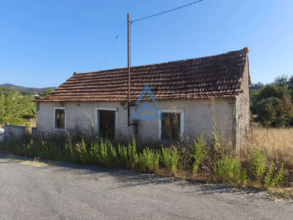 Moradia T3 para Venda em Vila Cã Foto 3