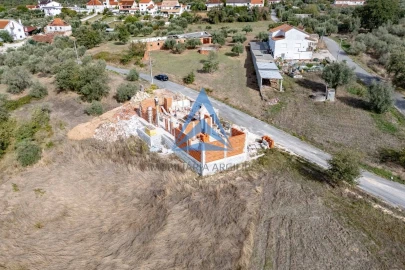 Moradia T3 para Venda em Vila Cã