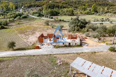 Moradia T3 para Venda em Vila Cã