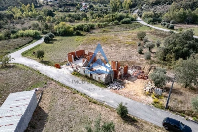Moradia T3 para Venda em Vila Cã