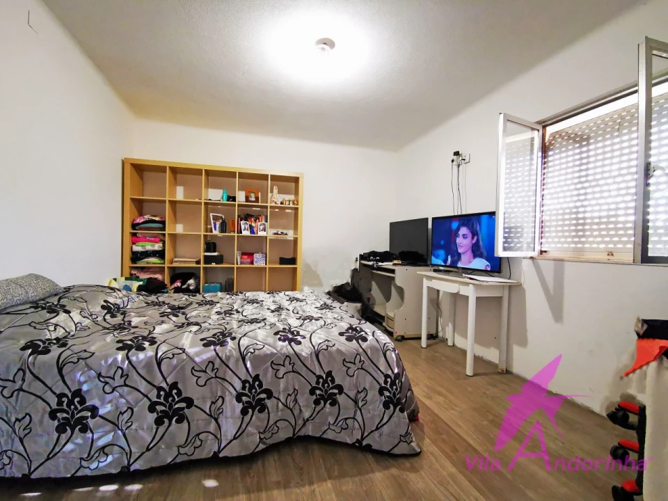 Moradia T1 para Venda em Vila Franca Foto 6