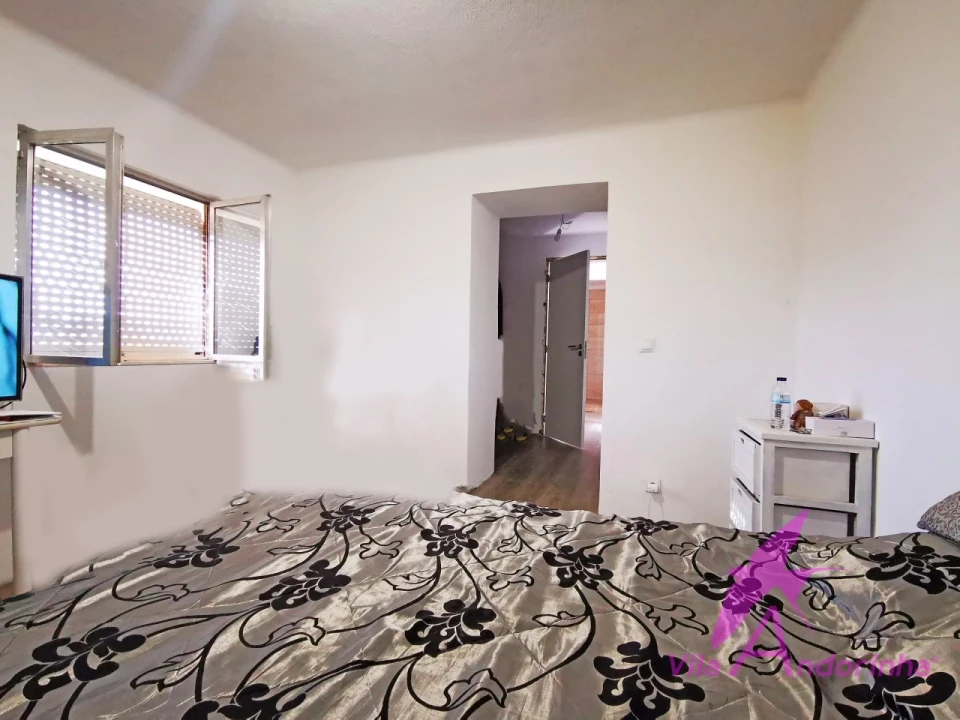 Moradia T1 para Venda em Vila Franca Foto 14