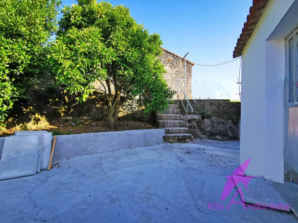 Moradia T1 para Venda em Vila Franca Foto 19