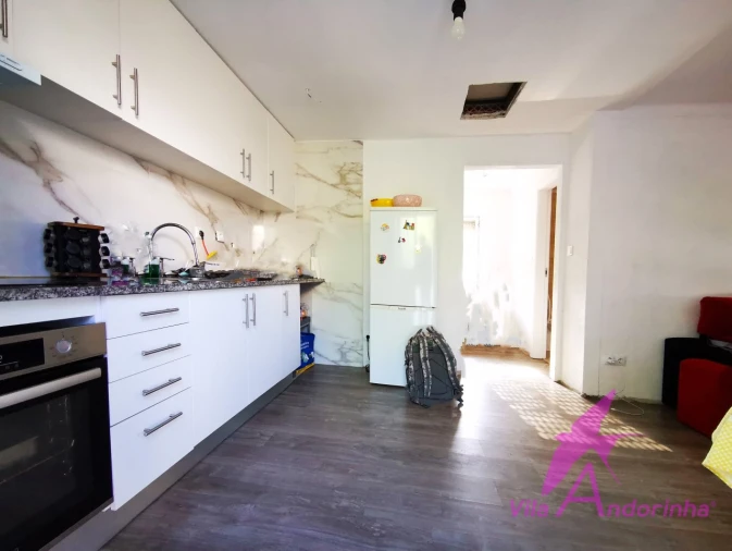 Moradia T1 para Venda em Vila Franca Foto 3
