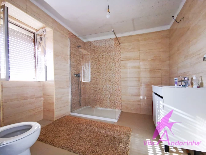 Moradia T1 para Venda em Vila Franca Foto 5