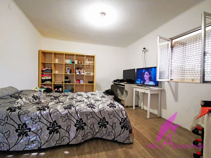 Moradia T1 para Venda em Vila Franca Foto 6