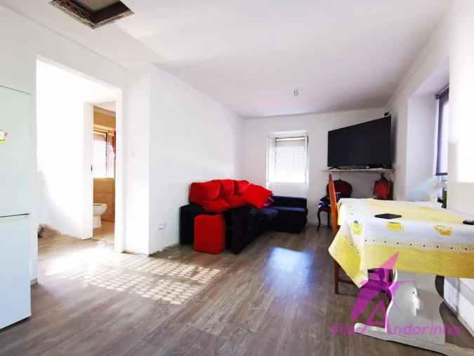 Moradia T1 para Venda em Vila Franca Foto 9