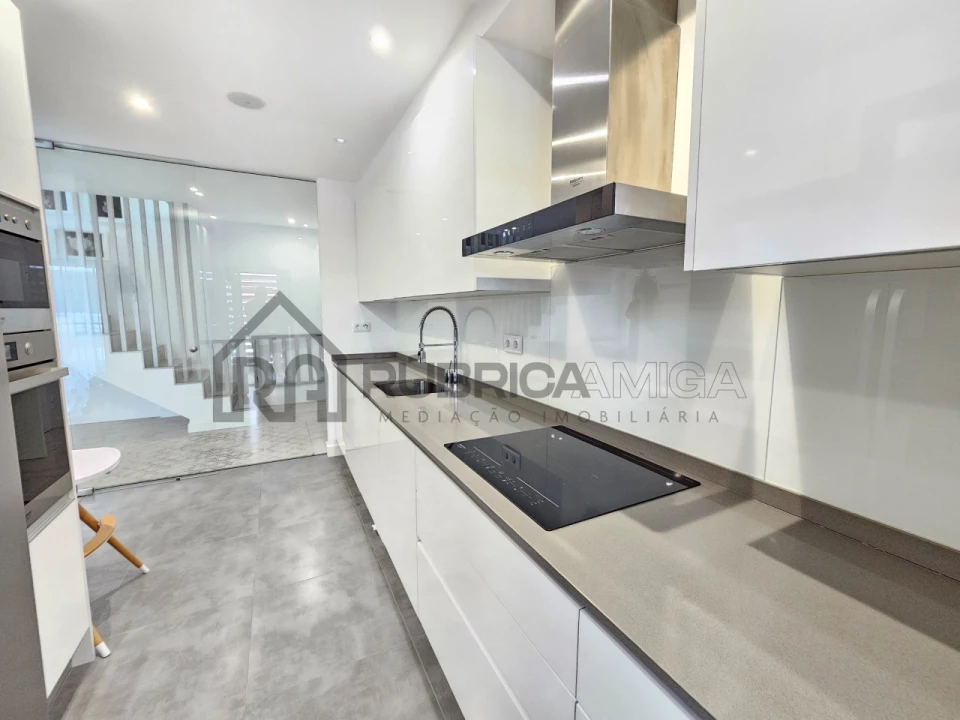 Apartamento T3 para Venda em Montenegro Foto 7