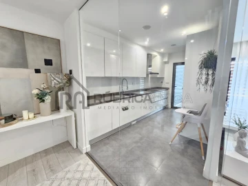 Apartamento T3 para Venda em Montenegro