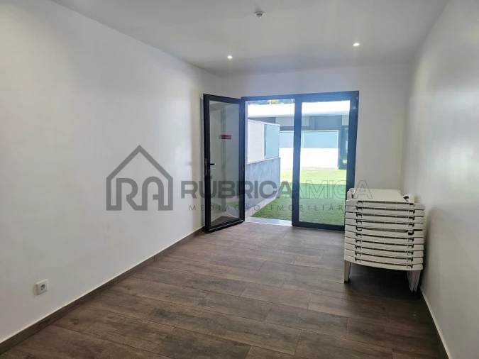 Apartamento T3 para Venda em Montenegro Foto 37