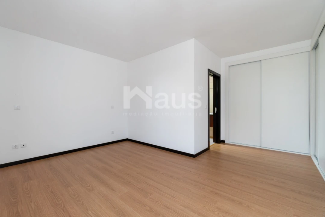 Moradia T3 para Venda em Atalaia e Alto Estanqueiro-Jardia Foto 10