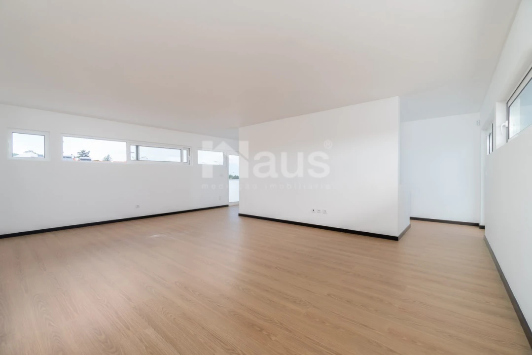 Moradia T3 para Venda em Atalaia e Alto Estanqueiro-Jardia Foto 19