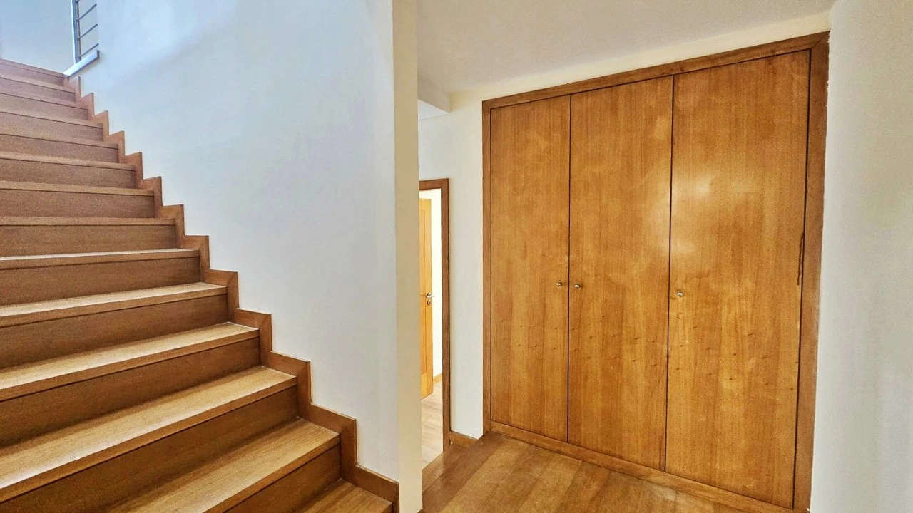 Moradia T4 para Venda em Santa Marta de Portuzelo Foto 16