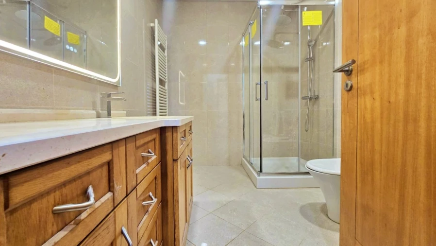 Moradia T4 para Venda em Santa Marta de Portuzelo Foto 10