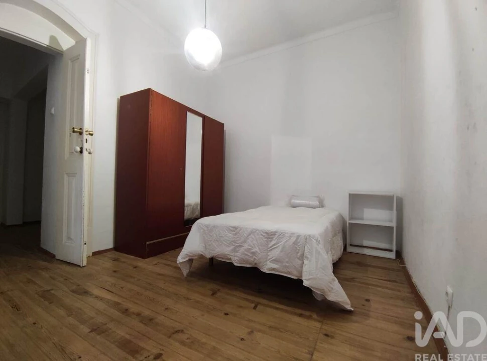 Moradia T5 para Venda em Assunção, Ajuda, Salvador e Santo Ildefonso Foto 12