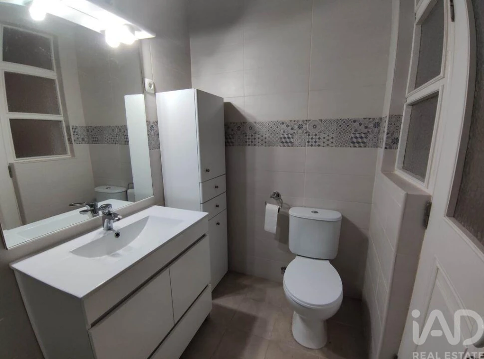 Moradia T5 para Venda em Assunção, Ajuda, Salvador e Santo Ildefonso Foto 13