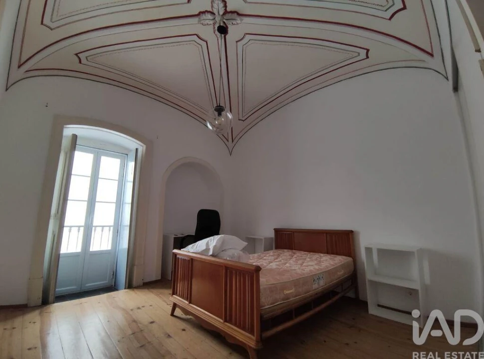 Moradia T5 para Venda em Assunção, Ajuda, Salvador e Santo Ildefonso Foto 7