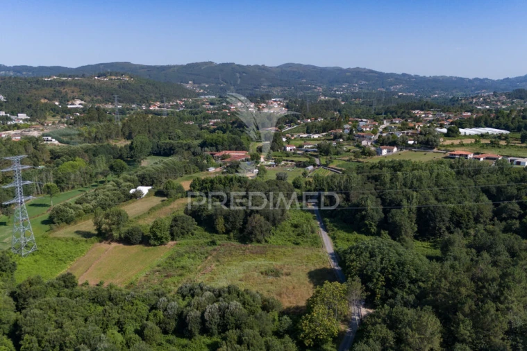 Terreno para Venda em Sabariz Foto 6