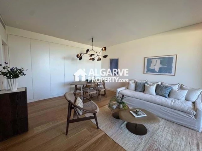 Apartamento T2 para Venda em Quarteira Foto 3