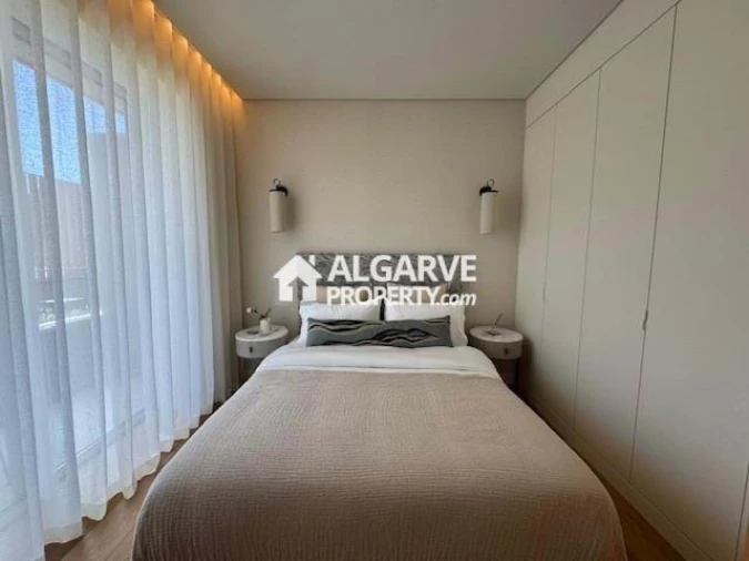 Apartamento T2 para Venda em Quarteira Foto 17