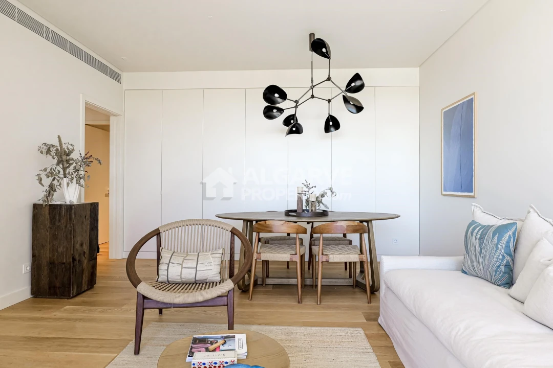 Apartamento T2 para Venda em Quarteira Foto 6
