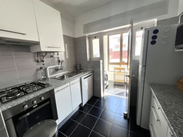 Apartamento T3 para Arrendamento em Cascais e Estoril