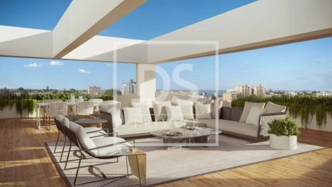Apartamento T4 para Venda em Lordelo do Ouro e Massarelos