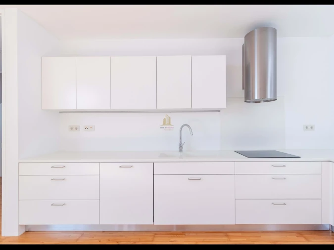 Moradia T4 para Venda em São Martinho Foto 15