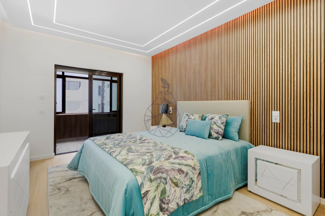 Apartamento T3 para Venda em Quarteira Foto 12
