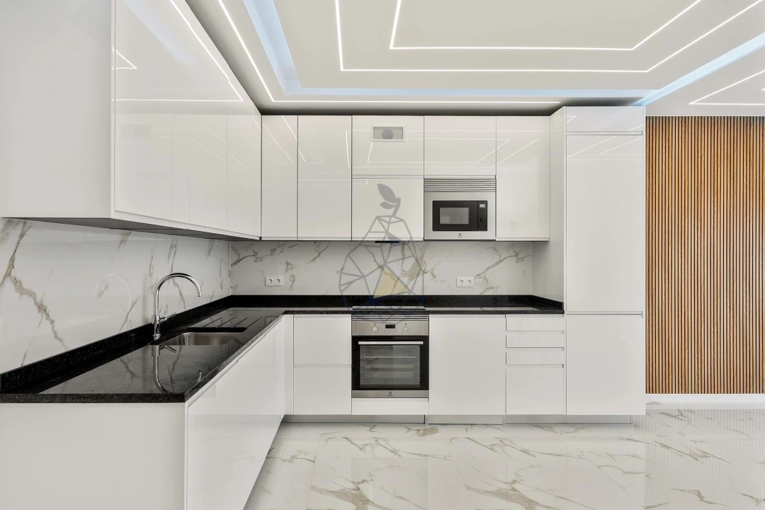 Apartamento T3 para Venda em Quarteira Foto 3