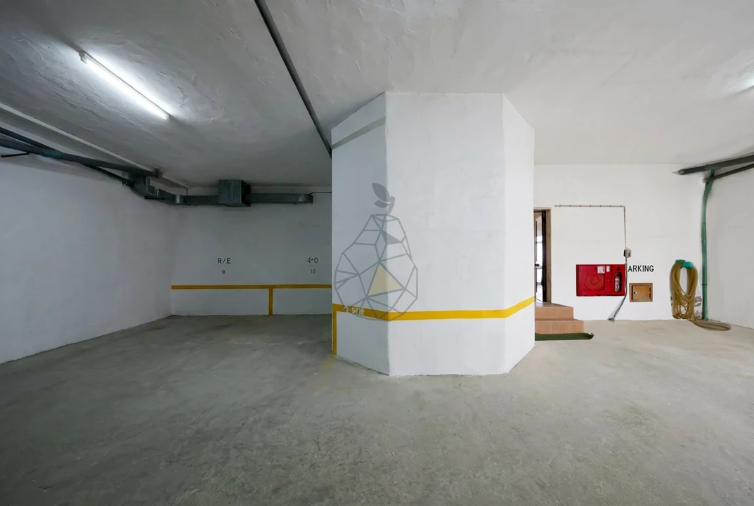 Apartamento T3 para Venda em Quarteira Foto 40