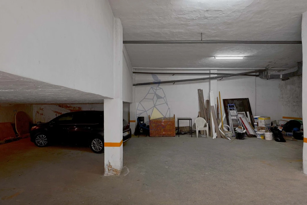 Apartamento T3 para Venda em Quarteira Foto 37