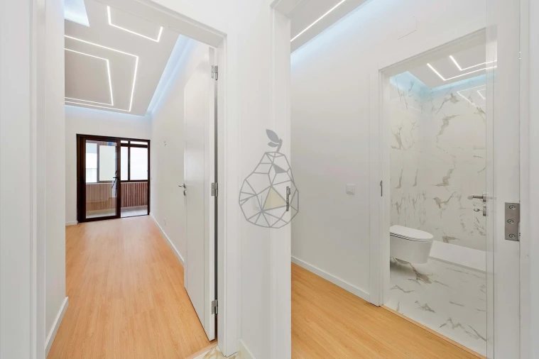 Apartamento T3 para Venda em Quarteira Foto 16
