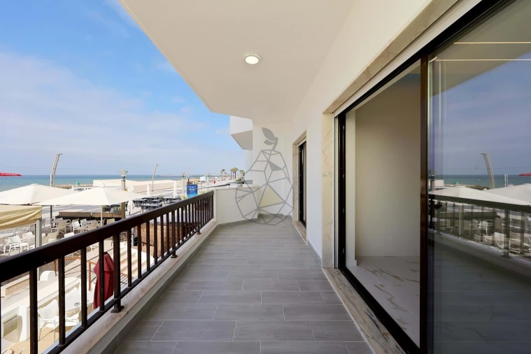 Apartamento T3 para Venda em Quarteira Foto 9