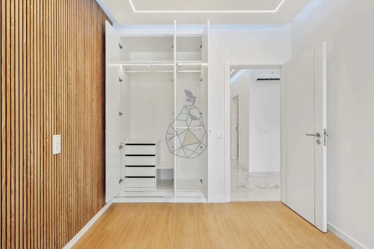 Apartamento T3 para Venda em Quarteira Foto 30