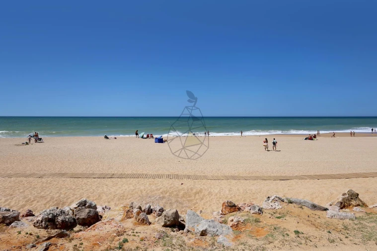 Apartamento T3 para Venda em Quarteira Foto 45