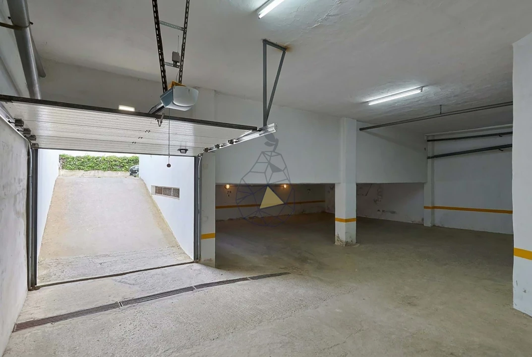 Apartamento T3 para Venda em Quarteira Foto 41