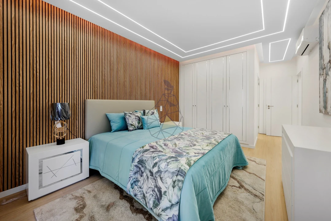 Apartamento T3 para Venda em Quarteira Foto 15